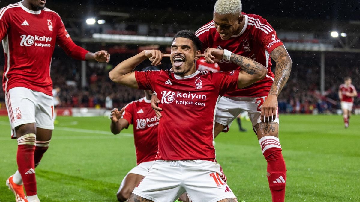 Nottingham Forest 3-1 Fulham - Forest run riot with early flourish to secure massive win over Fulham - Eurosport